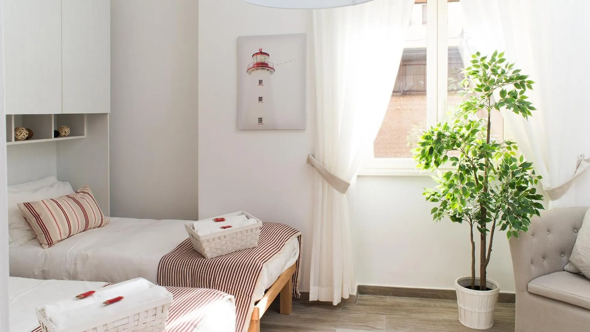 Residenza Flegrea Aparthotel Naples 2*,