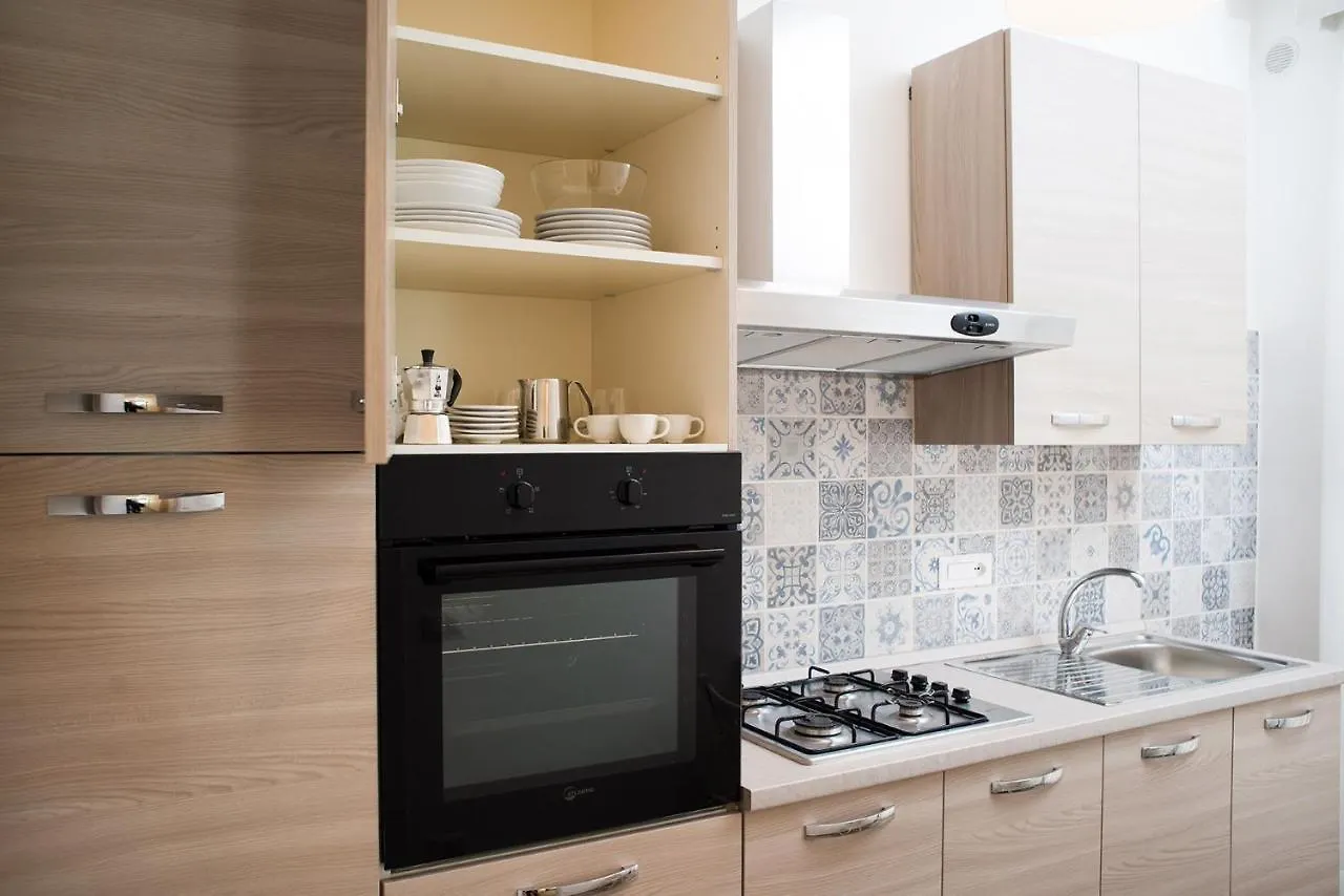 Residenza Flegrea Aparthotel Naples 2*,